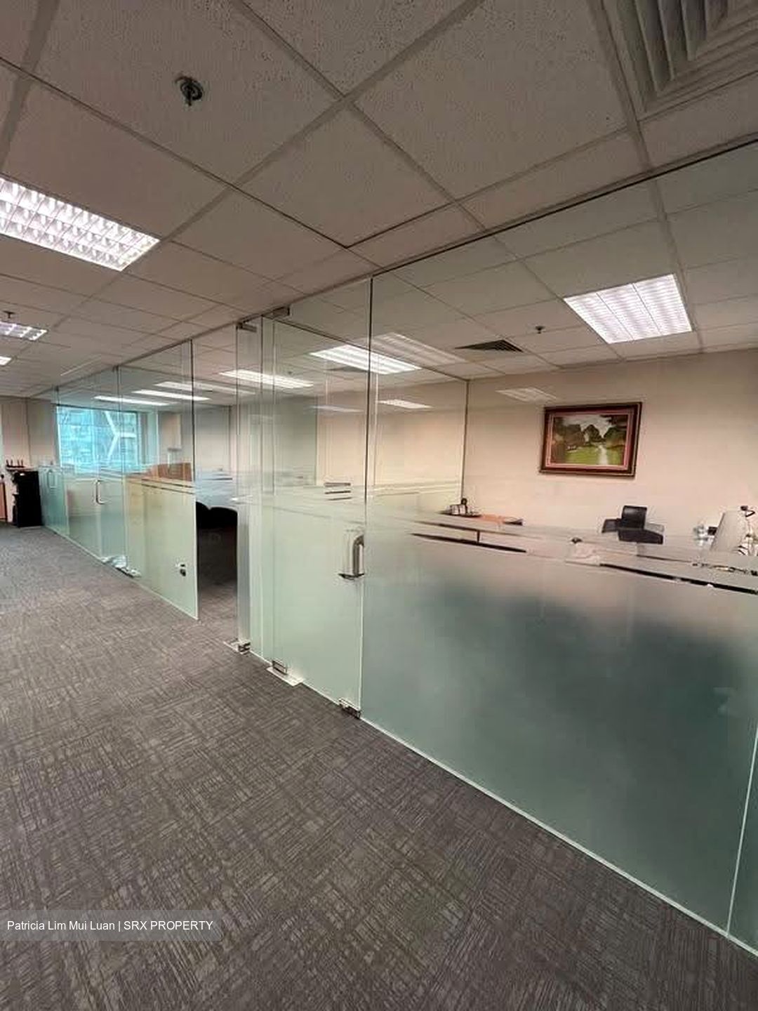 Oue Downtown (D1), Office #618130371